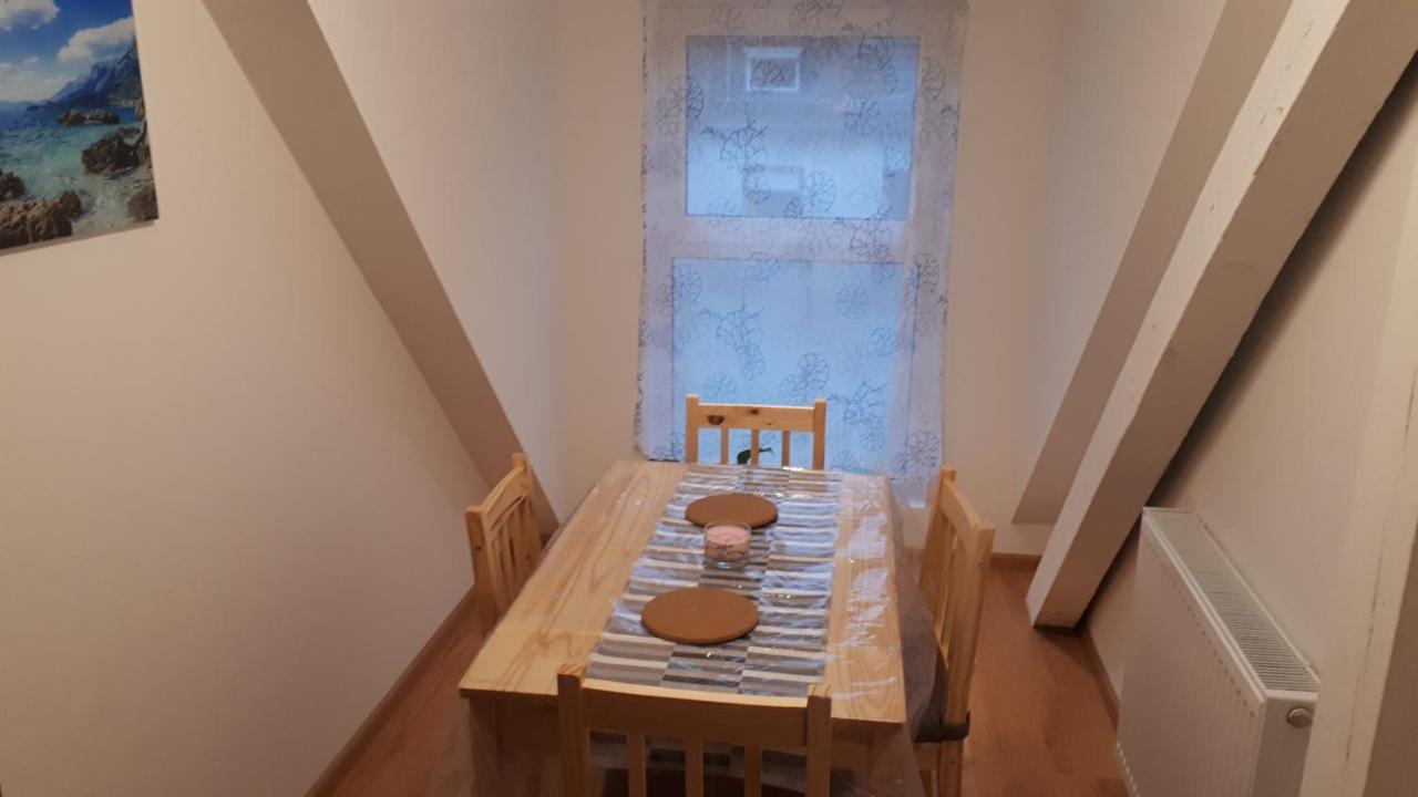 Sarah Klein Aber Fein Apartamento Wellesweiler Exterior foto