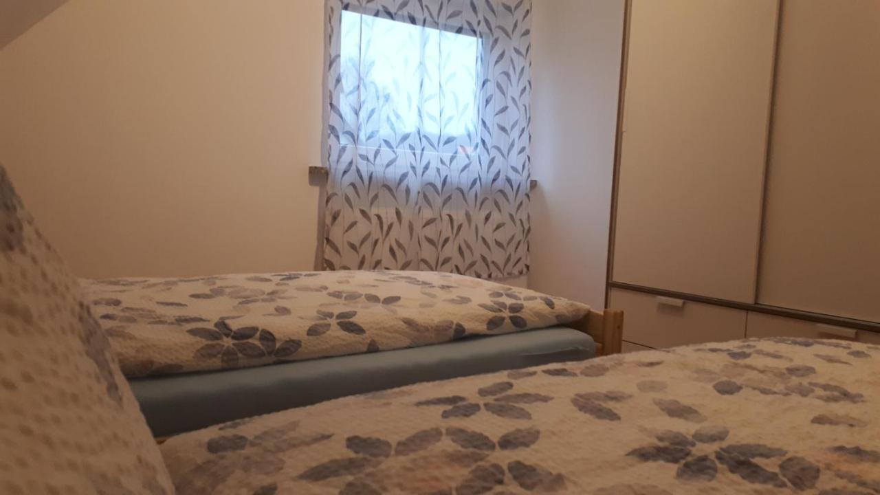 Sarah Klein Aber Fein Apartamento Wellesweiler Exterior foto