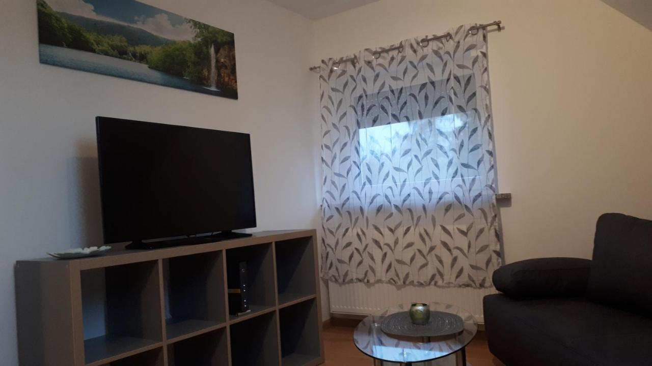Sarah Klein Aber Fein Apartamento Wellesweiler Exterior foto
