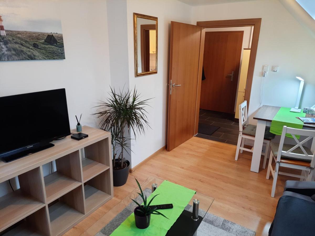 Sarah Klein Aber Fein Apartamento Wellesweiler Exterior foto